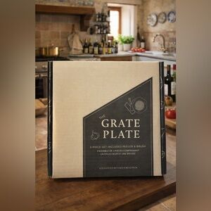 🦋 The Grate Plate – 3-Piece Grating Set with Peeler & Brush